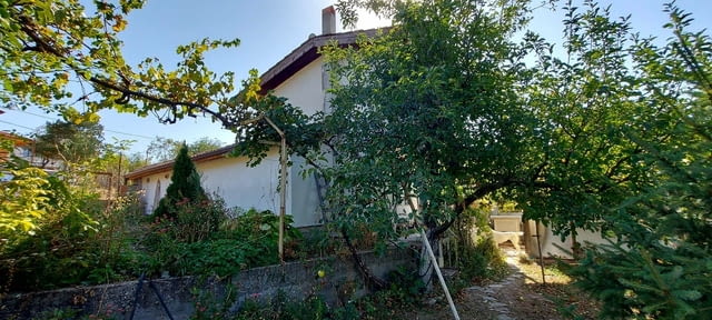 ВИЛА във в.з. Куба I, град Хасково 2-floor, Brick, 100 m2 - city of Haskovo | Houses & Villas - снимка 3