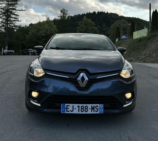 Renault Clio 1.5dci-90к.с. Дизел, Ръчна, Хечбек - град Троян | Автомобили / Джипове - снимка 2