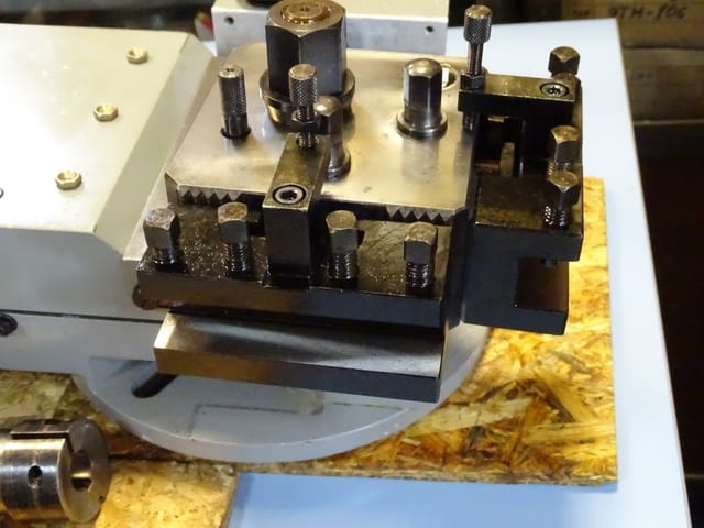 Резбонарезен агрегат за струг Duplomatic FIL 50D4BMT/11 Automatic Tapping Machine - снимка 12