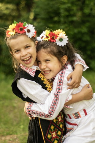 Народни танци за начинаещи с Хороводец в София - city of Sofia | Folk Dance - снимка 2