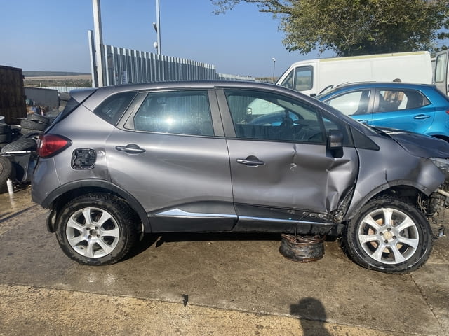 Renault Captur 1.5 DCI, 5sp, 90ph., двигател K9KE608, R2FL, 2015, Рено Каптур engine K9KE608 на част - снимка 4