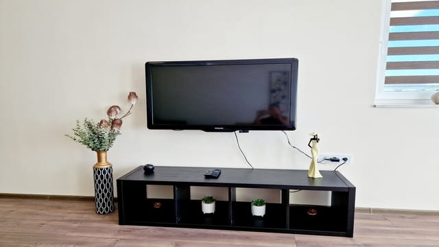 Двустаен апартамент за 5 човека за нощувки с паркинг в Комплекс Папая, Варна - снимка 3