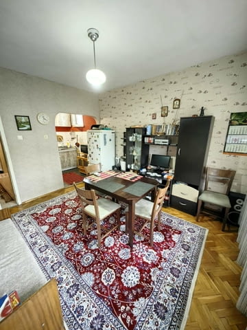 Продавам етаж от къща в гр. Перник кв. Ралица, city of Pernik | Houses & Villas - снимка 5