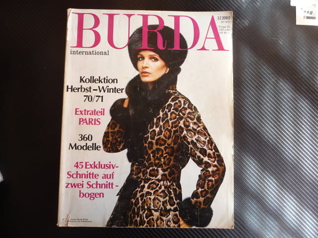 Burda есен зима 1970/71 мода палто пуловер шапка панталон шуба боти - снимка 1