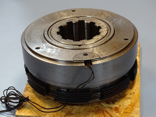 Съединител електромагнитен ETM-144 2H electromagnetic multi-plate clutch 24VDC - снимка 1