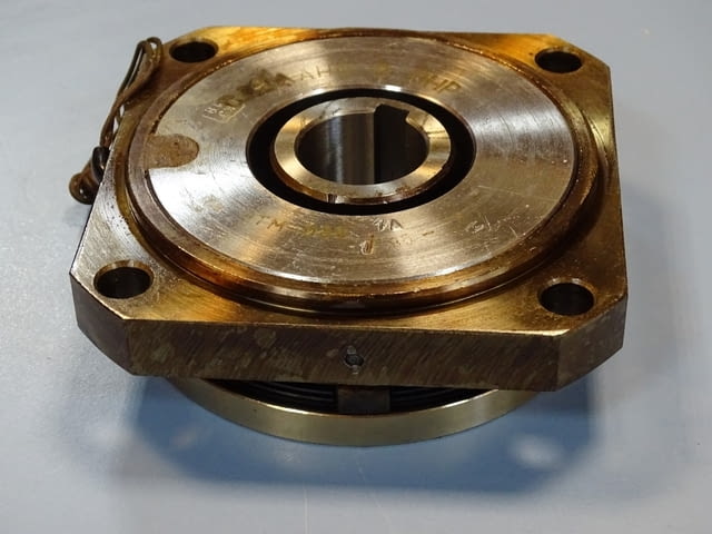 Съединител електромагнитен ETM-0.86 1А/1H (ЭТМ-0.86 1А/1H) electromagnetic multi-plate clutch 24VDC - снимка 4