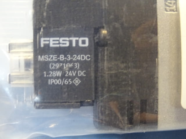 Пневматичен разпределител Festo CPE14-M1BH-5L-1/8 Solenoid Valve 24VDC - снимка 5