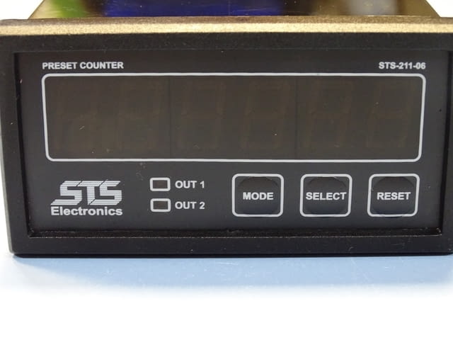 Дигитален брояч STS 211-06R Digital Counter 220VAC, city of Plovdiv | Industrial Equipment - снимка 2