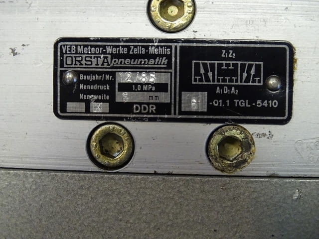 Пневматичен блок wmw DDR StGK04/0413 Pneumatic Valve 10Bar 24VDC - снимка 4