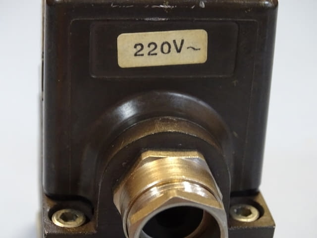 Пневматичен разпределител HERION 26507H72 Solenoid Valve 220V/50Hz - снимка 5