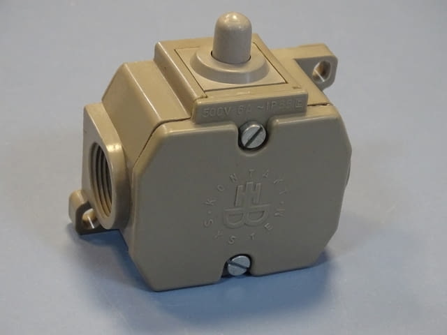 Краен изключвател VEB Electroschaltgerate Robotron PWU1 Limit Switch 6A 500VAC - снимка 2