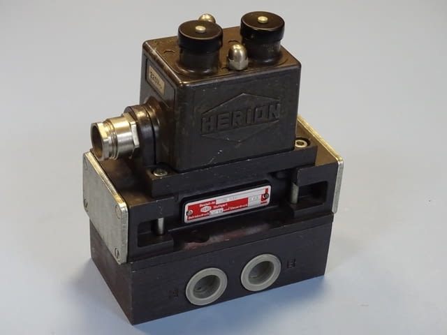 Пневматичен разпределител HERION 26512B73 Solenoid Valve 220V/50Hz G1/2