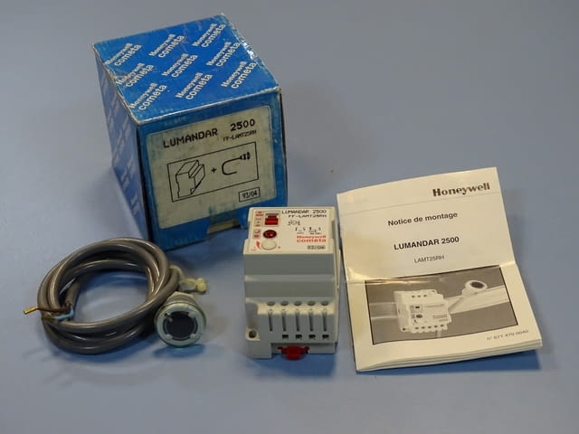 Фотоелектрически сензор Honeywell Cometa Lumandar 2500 FF-LAMT25RH Photoelectric switch - снимка 1