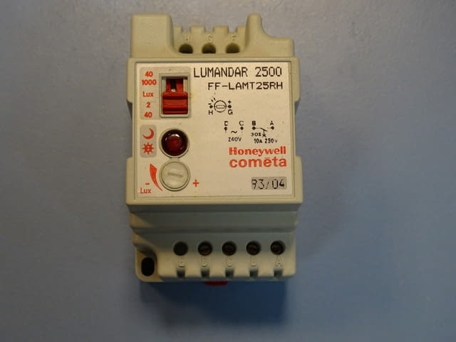 Фотоелектрически сензор Honeywell Cometa Lumandar 2500 FF-LAMT25RH Photoelectric switch - снимка 3