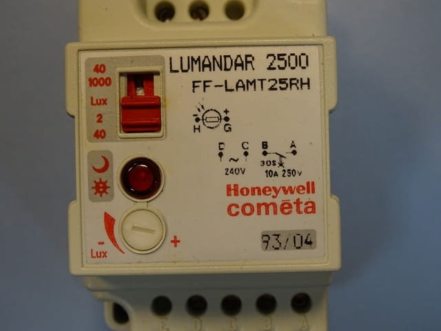 Фотоелектрически сензор Honeywell Cometa Lumandar 2500 FF-LAMT25RH Photoelectric switch - снимка 4