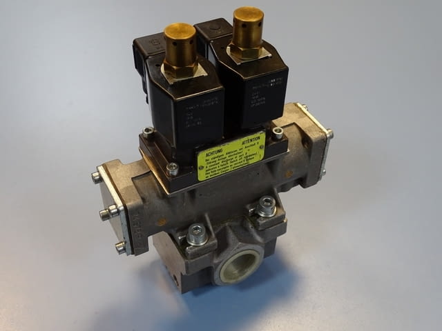 Пневматичен разпределител за преси HERION 24724030801 Pneumatic Valve - снимка 9