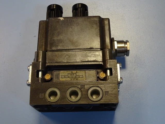 Пневматичен разпределител HERION 25507E74 Solenoid Valve 24VDC G1/8 - снимка 4