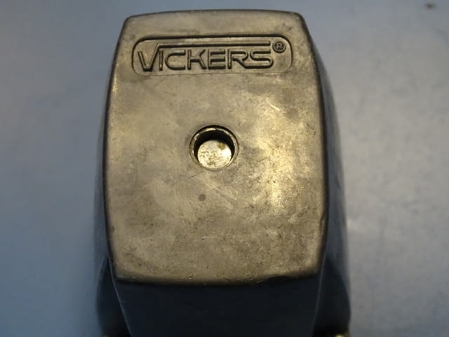 Ел. магнитна бобина Vickers VPA8433A 100V 50/60Hz solenoid coil - снимка 4