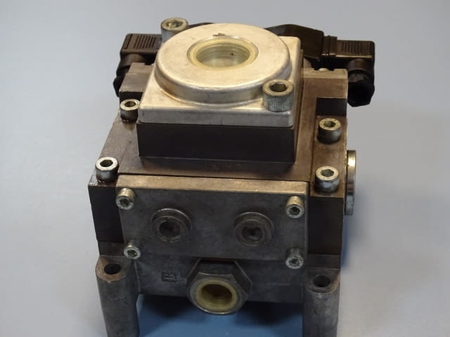 Пневматичен разпределител HERION XSZ 20/2493000 Solenoid Valve 24VDC G3/4 - снимка 4