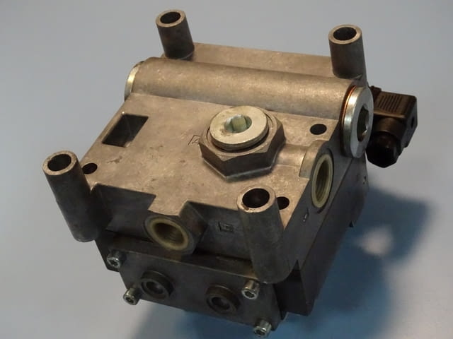 Пневматичен разпределител HERION XSZ 20/2493000 Solenoid Valve 24VDC G3/4 - снимка 10