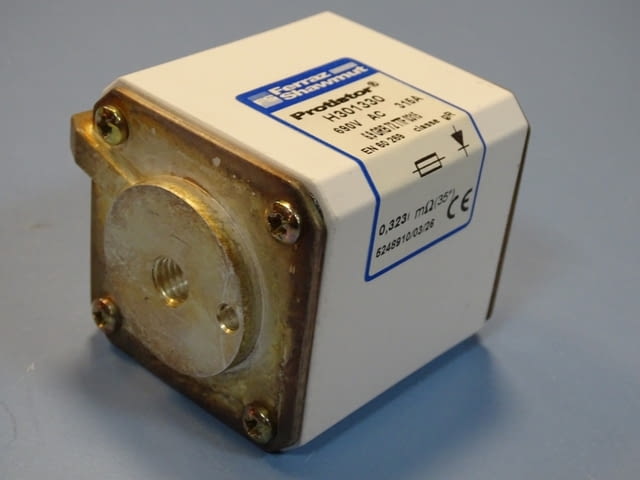 Предпазител Ferraz Shawmut Protistor H301330 Fuses 6.9GRB72TTF0315 315A 690VAC - снимка 7