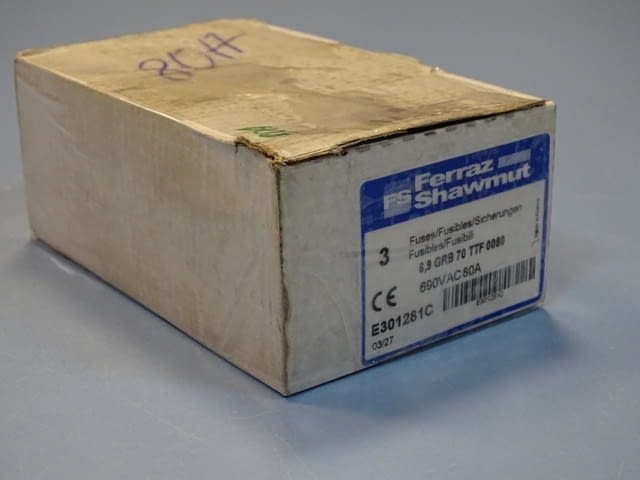 Предпазител Ferraz Shawmut Protistor E301281 Fuses 6.9GRB70TTF0080 80A 690VAC - снимка 2