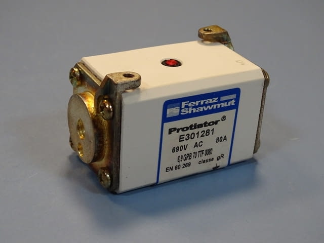 Предпазител Ferraz Shawmut Protistor E301281 Fuses 6.9GRB70TTF0080 80A 690VAC - снимка 3