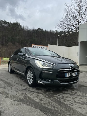 Citroen DS5 1.6e-HDI-114к.с. 140000км. Дизел, Автоматична, Хечбек - град Троян | Автомобили / Джипове - снимка 2