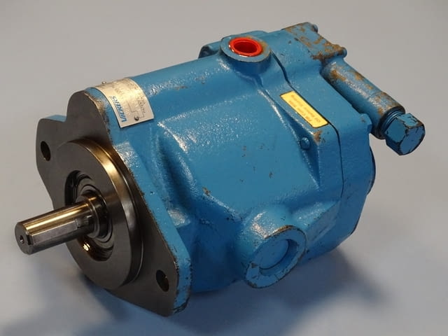 Хидравлична помпа Vickers PVB15RSY31C11 Hydraulic piston pump - снимка 2