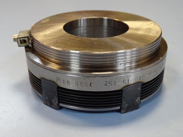 Съединител електромагнитен Ortlinghaus 0-011-300-15-152 Electromagnetic multi-plate clutch - снимка 2