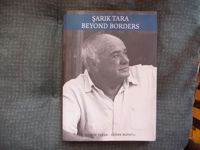 Şarık Tara Beyond Borders книга Отвъд границите милиардер турски - снимка 1