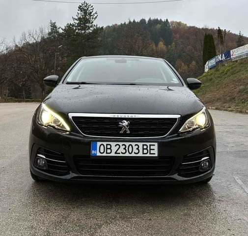 Peugeot 308 1.5BlueHDI 131к.с. 64000км. Diesel, Automatic, Hatchback - city of Troyan | Cars & SUV - снимка 2