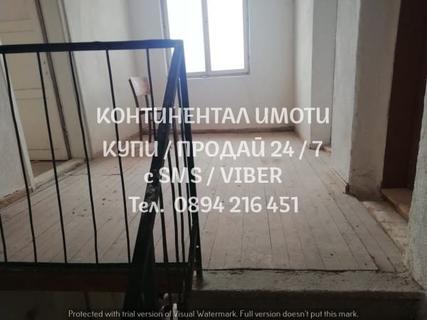 Кодг 62666. Двуетажна тухлена къща 70м2 с двор 700м2 .Къщата е с ремонт на покрив, както и етажът ве - снимка 8