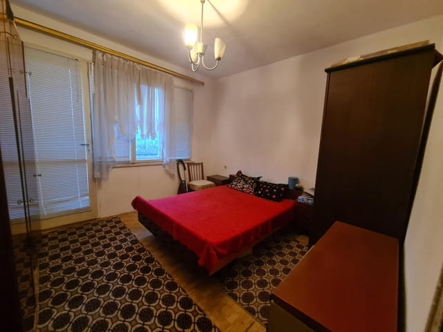 ЕТАЖ от ЖСК с гараж в кв. Дружба, гр. Хасково Multi-room Apartment, 93 m2, Brick - city of Haskovo | Apartments - снимка 7