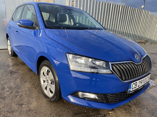 Skoda Fabia 1.0 MPI, 11.2021 г., перфектно техническо и визуално състояние, реални километри, пълна - снимка 1