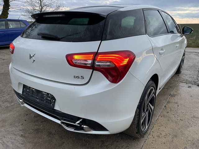 Citroen DS5 2.0 BlueHDi 180 кс., двигател AHW (DW10FC), автомотична ск. кутия BVA 6, 127000 km, 2018 - снимка 4