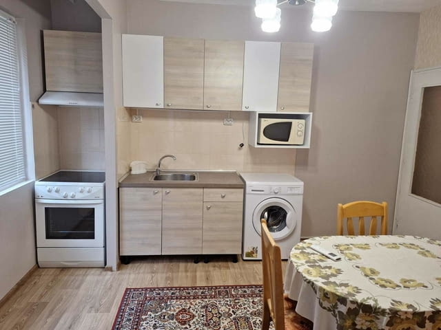 Дава се под наем тристаен апартамент в Кючук Париж, city of Plovdiv | Apartments - снимка 12