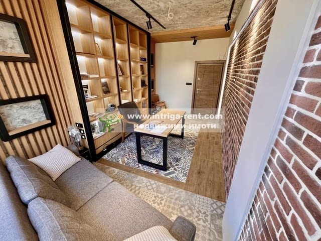 3890. Офис под наем Луксозен и напълно обзаведен топ център - Хасково. - снимка 3