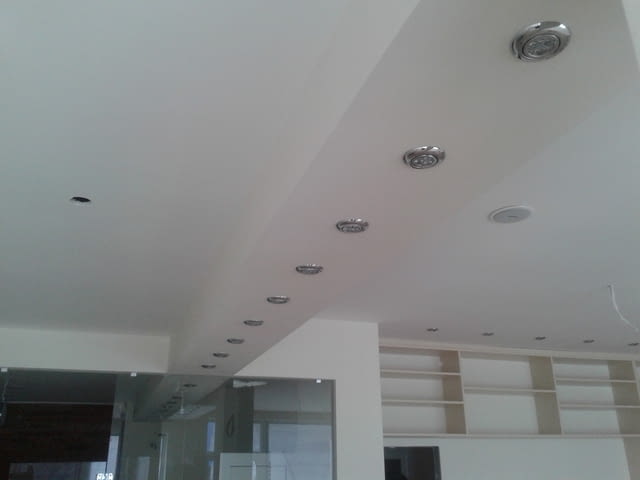 Строителни услуги: PVC хънтър, монтаж на гипсокартон, шпакловка, боядисване - снимка 7