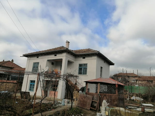 Къща с двор в село Долна Липница 2-floor, Girder, 109 m2 - village Dolna Lipnica | Houses & Villas - снимка 3