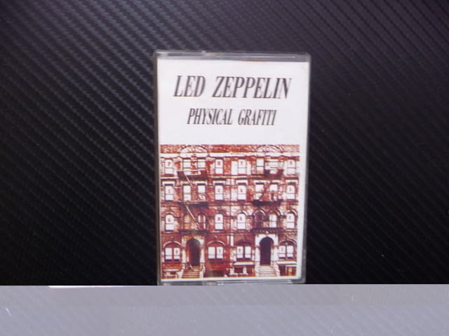 Led Zeppelin Physical Grafiti Лед Цепелин рок музика касетка, city of Radomir - снимка 1