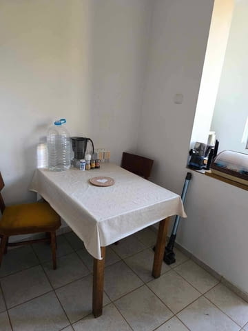 Давам под наем напълно обзаведена боксониера в Тракия близо до SPS на втория етажетаж-400лева-089945 - снимка 5