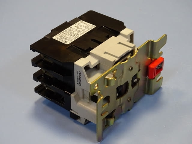 Контактор Telemecanique LC1-D633 M7 contactor 80A 220V/50Hz, city of Plovdiv - снимка 5