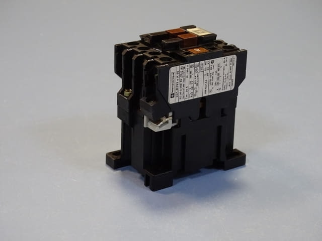 Контактор Telemecanique LC1D093BA65 contactor 25A 24V/50Hz, city of Plovdiv - снимка 1