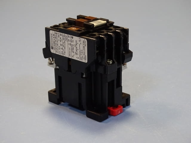 Контактор Telemecanique LC1D093BA65 contactor 25A 24V/50Hz, city of Plovdiv - снимка 2