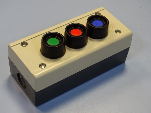 Бутониера 3-бутона Klockner-Moeller 099612, city of Plovdiv | Industrial Equipment - снимка 7