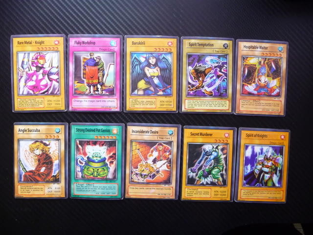 27 Yu Gi Oh карти за игра или колекция Ю ги О 10 бр. фенове войн с броня рицар - снимка 1