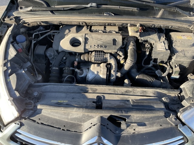 Citroen C4 1.6 e-HDi 112 кс., автоматик, двигател 9HR, 178 000 km., 2015, euro 5, Ситроен Ц4 1.6 e- - снимка 10