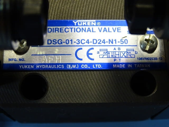Хидравличен разпределител YUKEN DSG-01-3C4-D24-N1-50 directional valve - снимка 3
