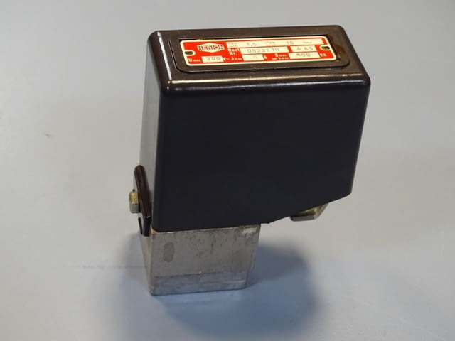 Пресостат за налягане HERION 0822110 pneumatic control pressure switch 380VAC G1/4 - снимка 5